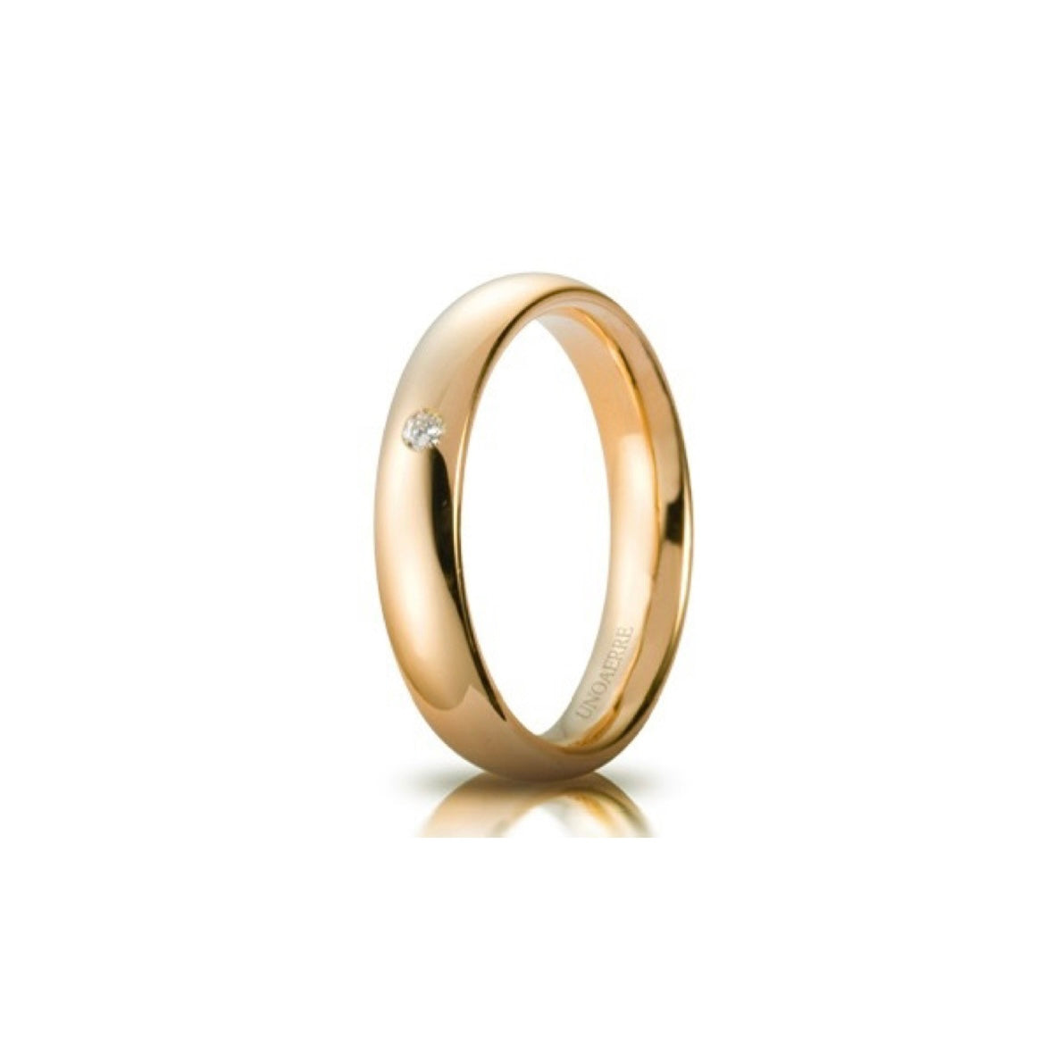 Fede Comoda mm.4,0 in Oro Giallo 750 con Diamante 0,03 Ct