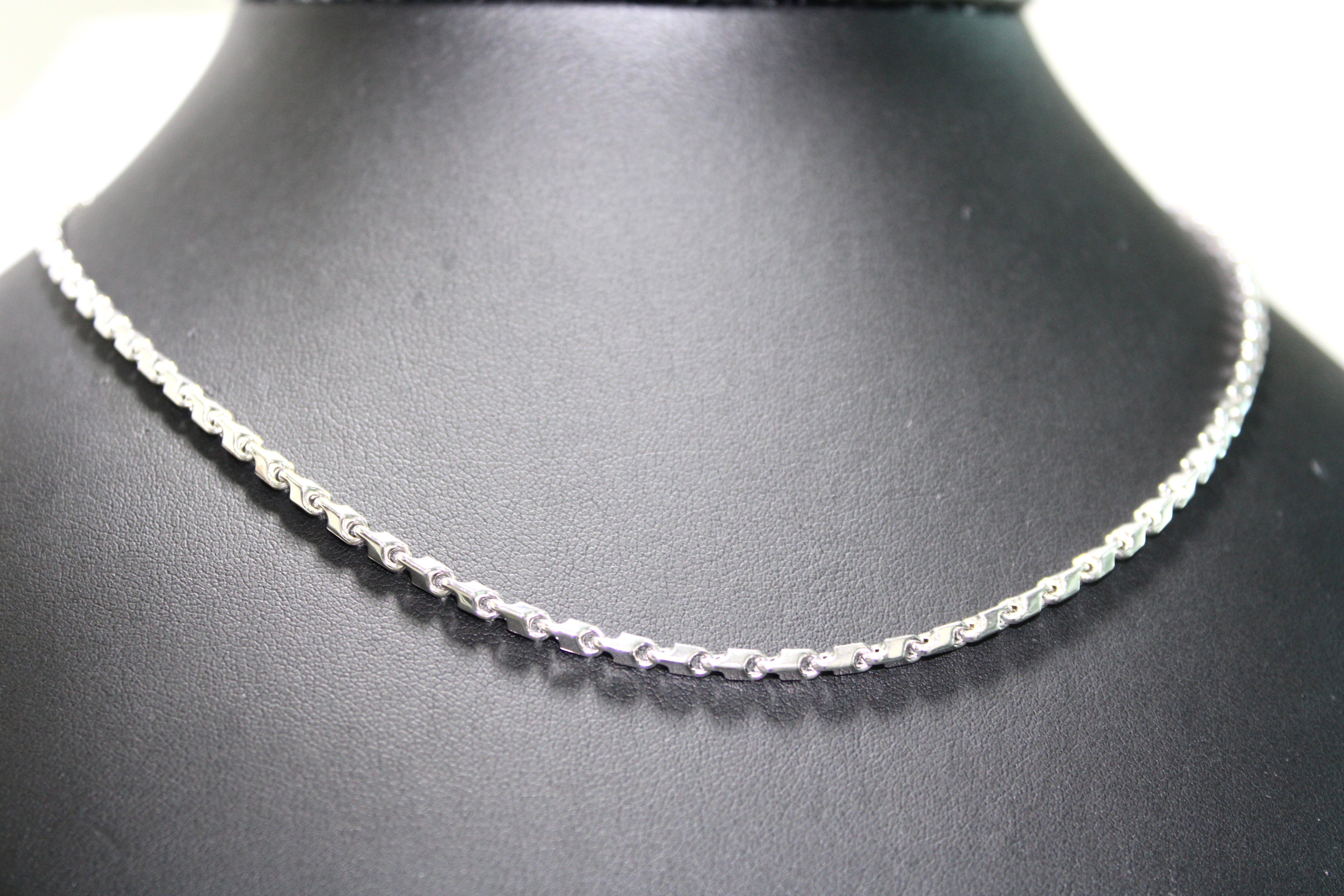 Collana in Oro Bianco 18K