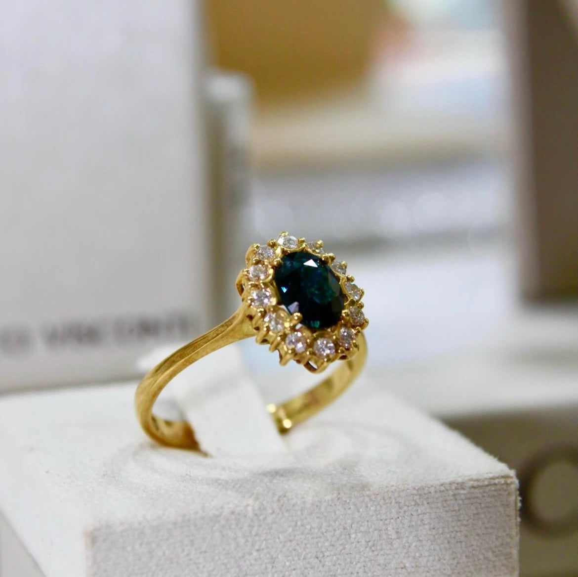 Rinaldi Anello Zaffiro Blu e Brillanti
