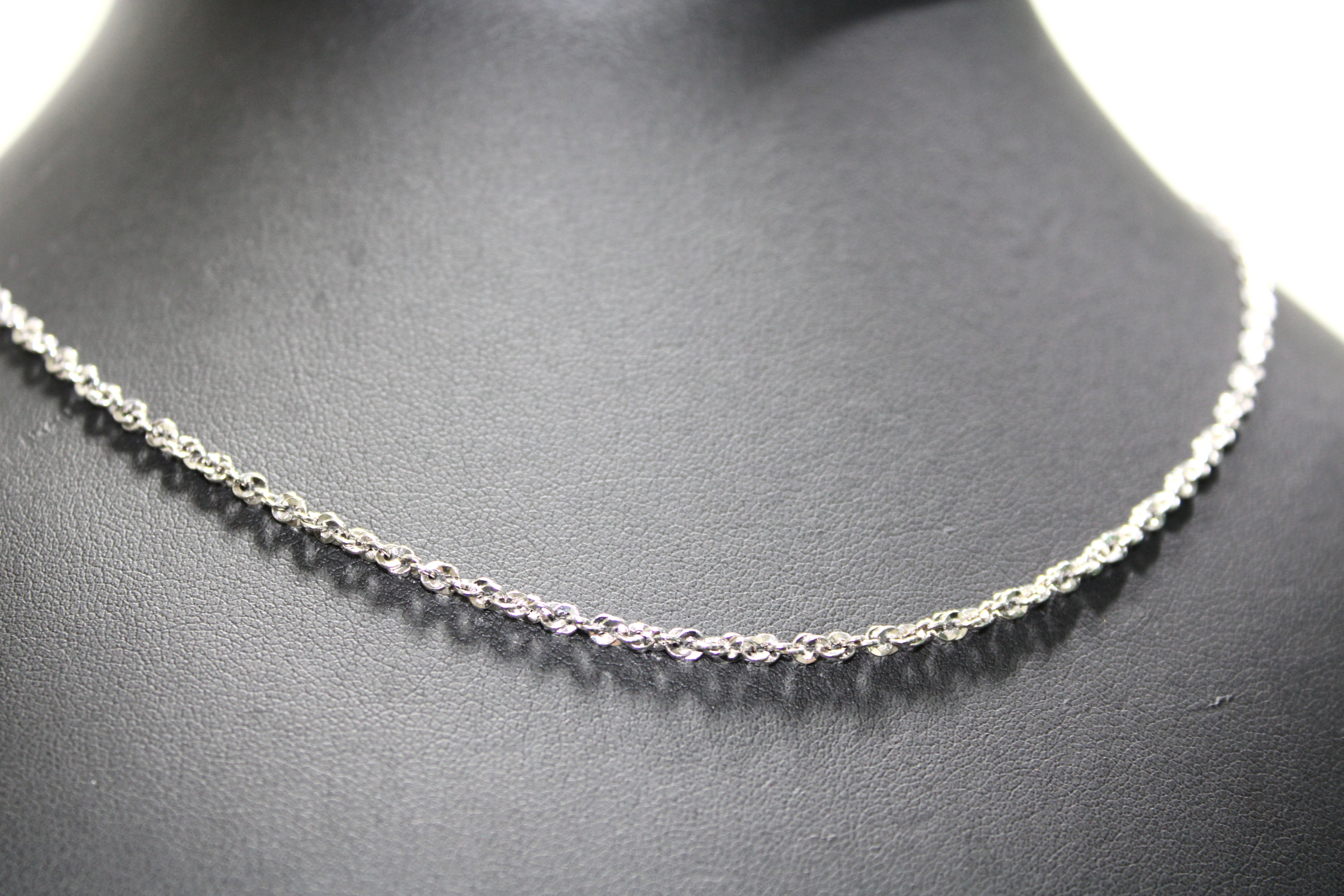 Collana in Oro Bianco 18K