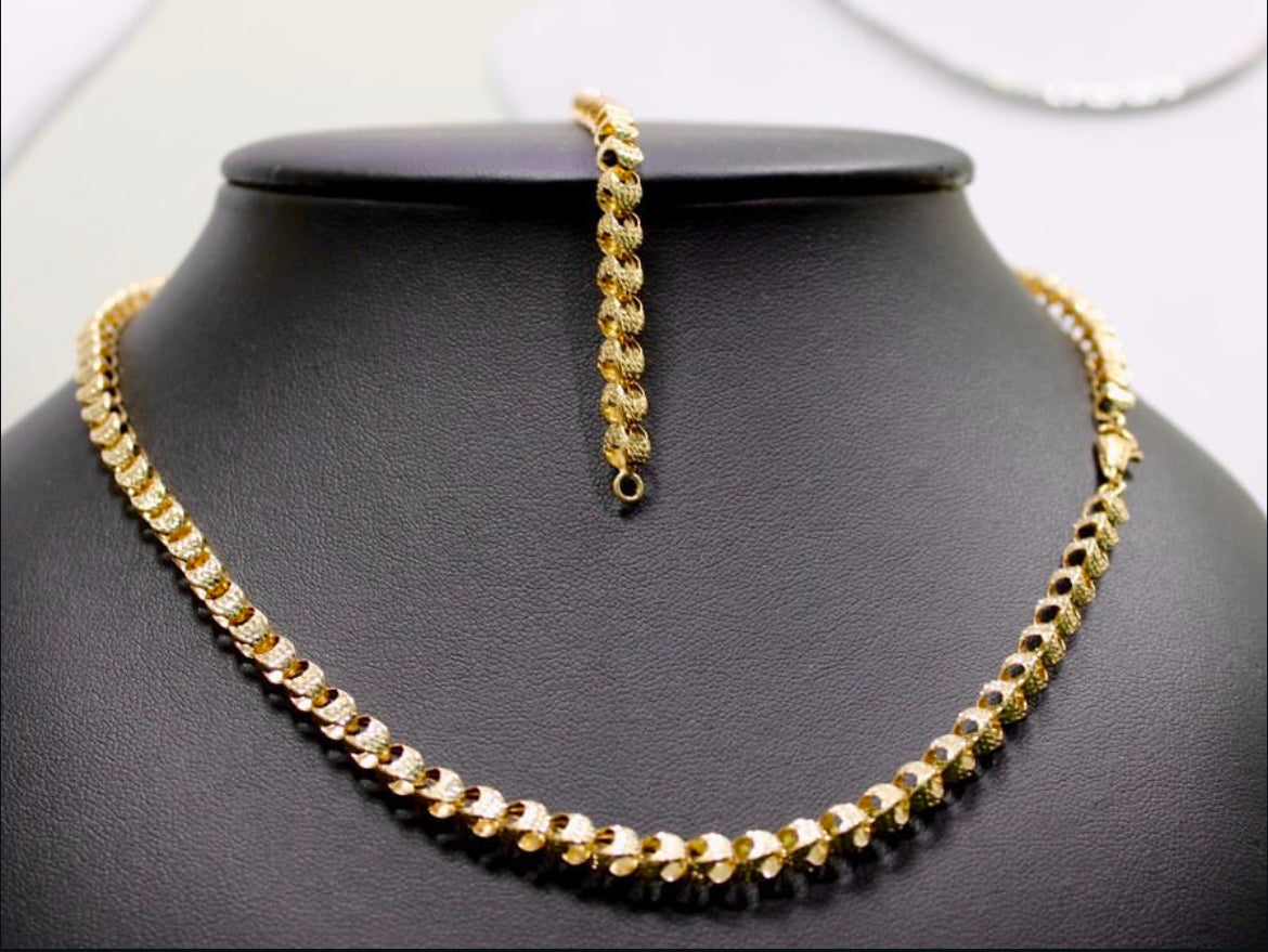 Collana in Oro Giallo 18k