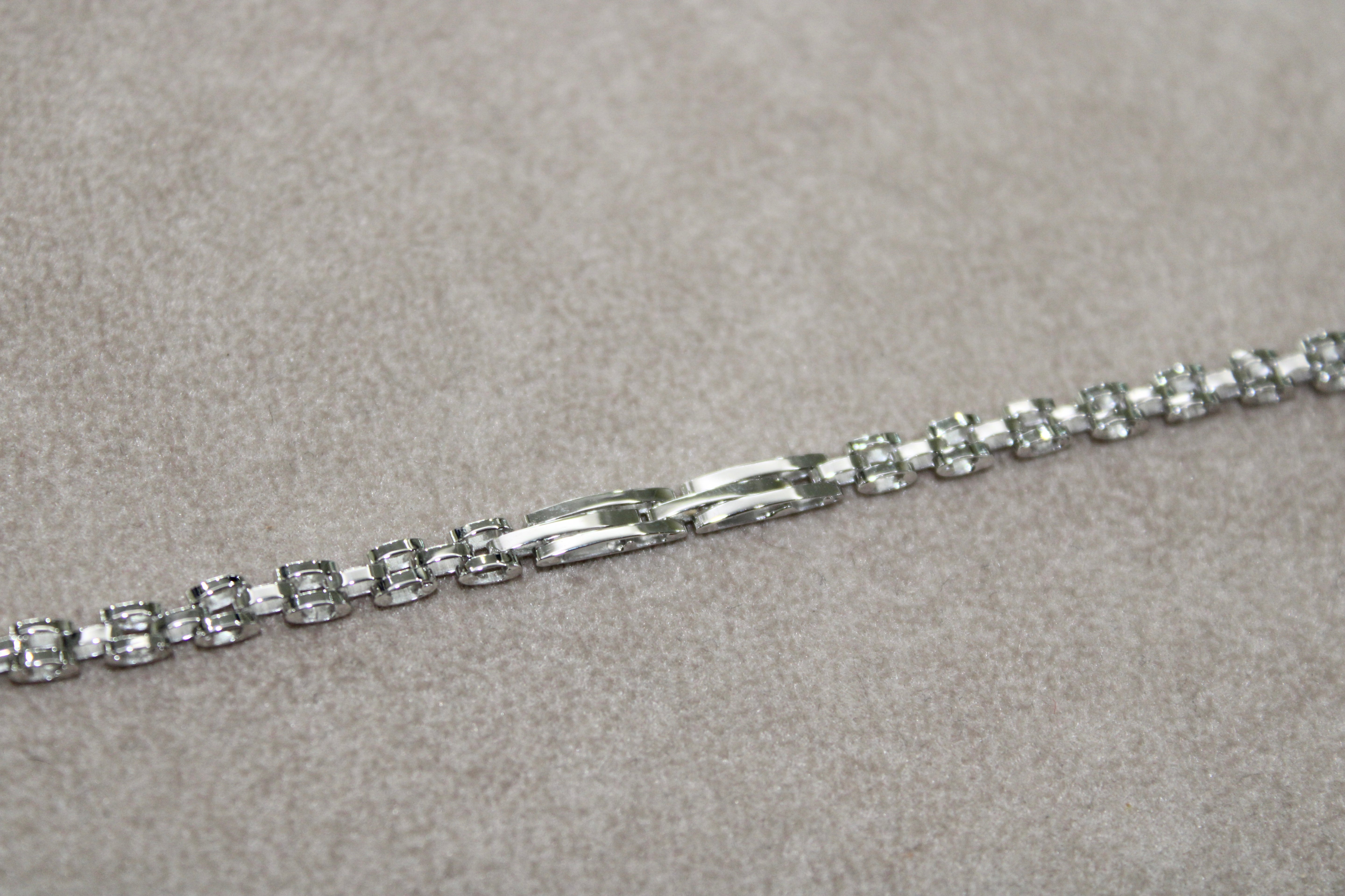 Bracciale in oro bianco 18k
