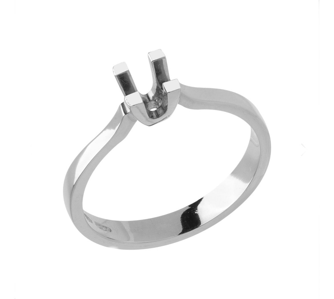 Anello Solitario a U