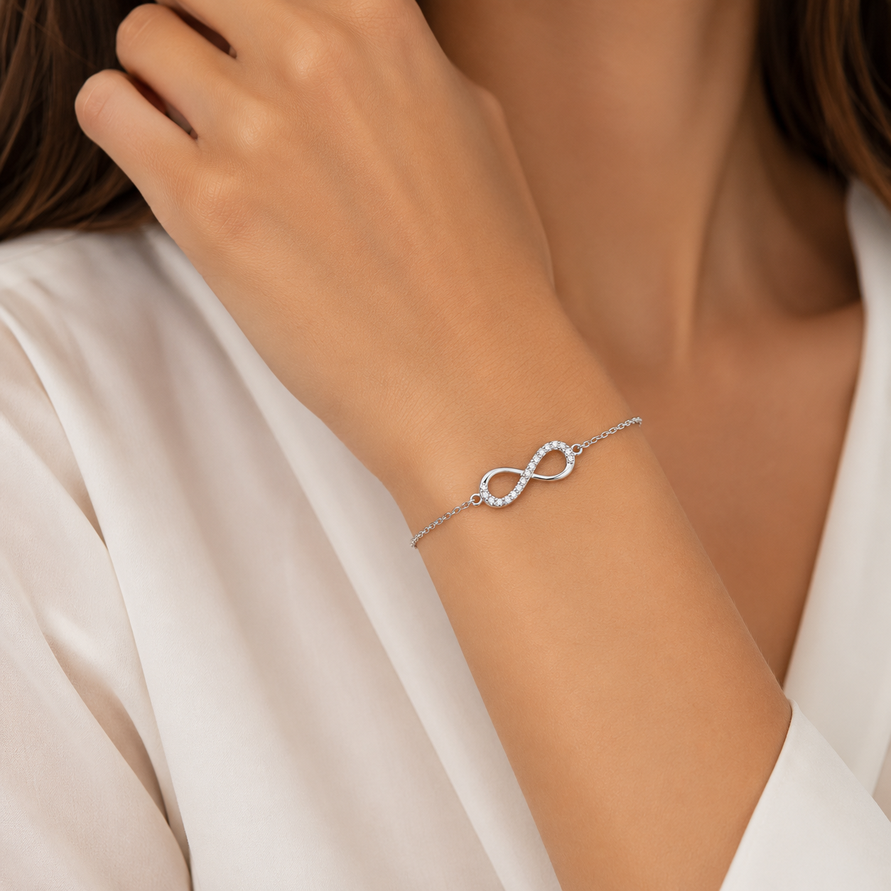 Bracciale Infinito in Oro Bianco 18K