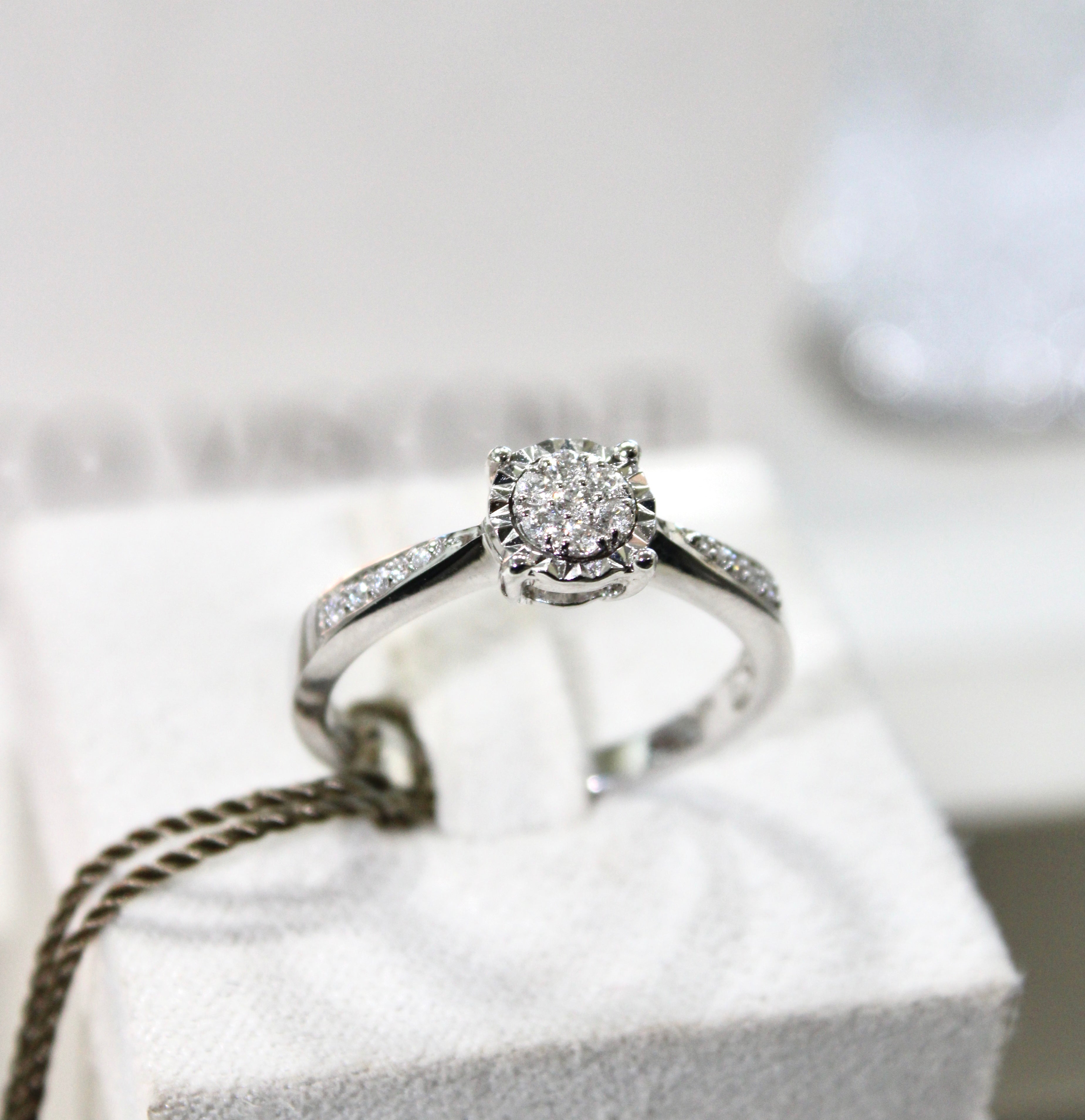 DonnaOro Anello Solitario DIAF4158.014