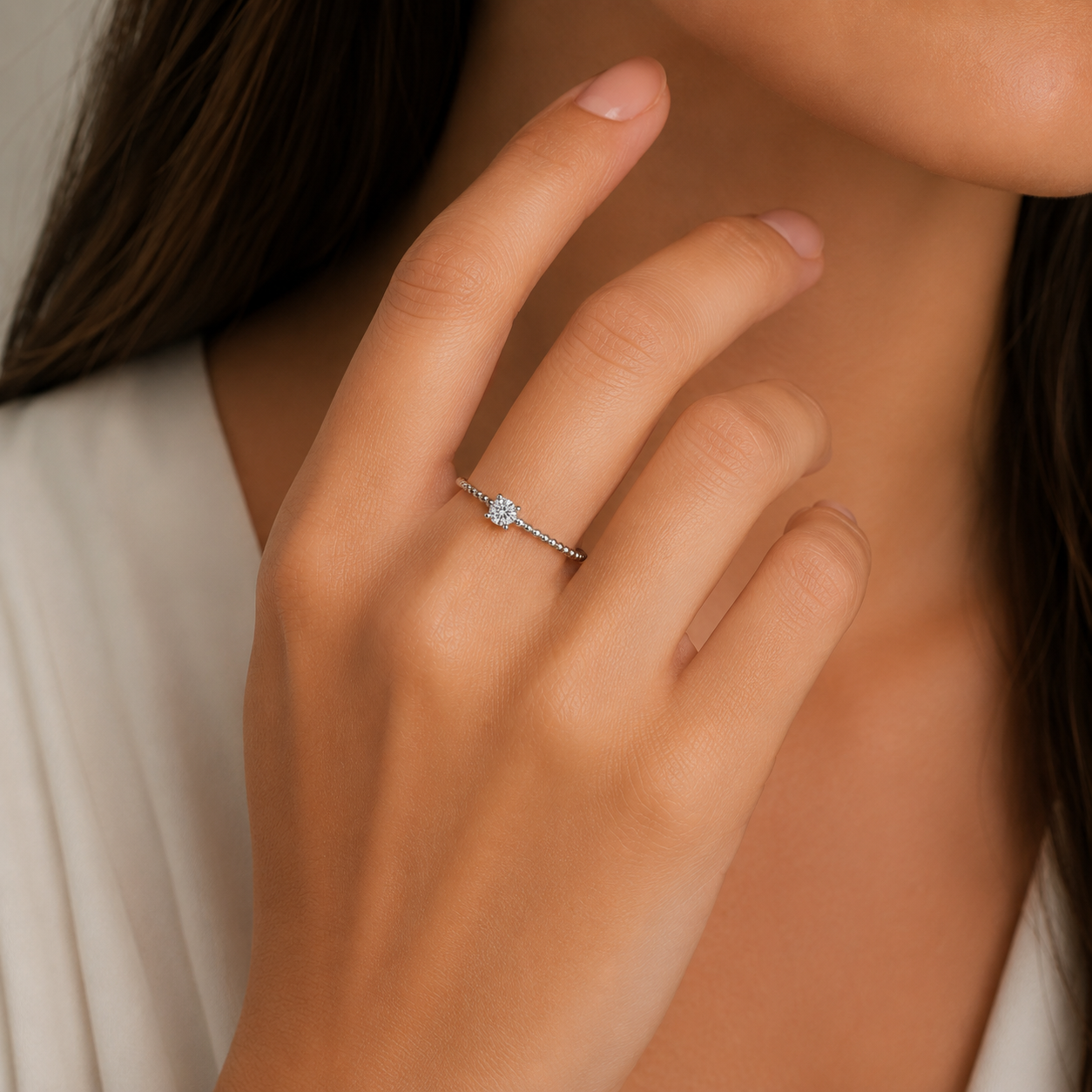 Anello Solitario in Oro Bianco 18k