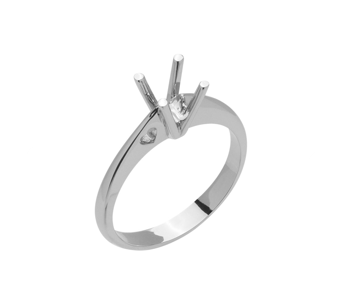 Anello Solitario Con Cuore Traforato 4 Griffe a Filo